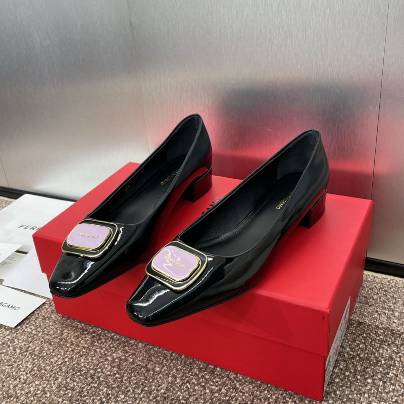 Ferragamo flat shoes